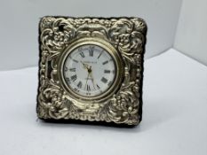 KITNEY & CO LONDON MINIATURE HALLMARKED SILVER CLOCK