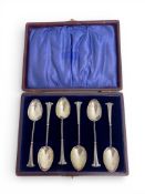 A cased set of six late Victorian silver teaspoons, William Devenport, Birmingham, 1900