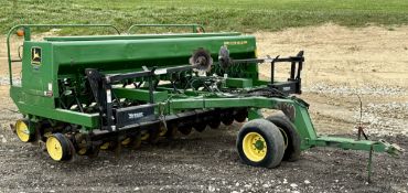 15’ John Deere 750 Drill