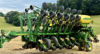 John Deere 1790 Planter