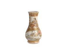 KLEINE SATSUMA VASE, JAPAN