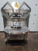 FOOD TOOLS CAKE CUTTER