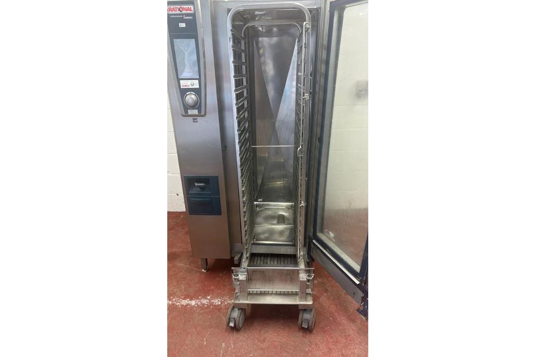 RATIONAL COMBI OVEN - Image 2 of 10