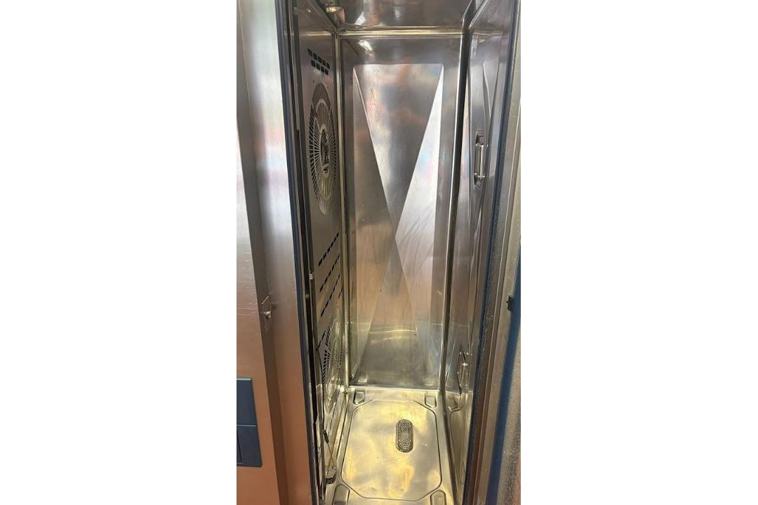 RATIONAL COMBI OVEN - Image 7 of 10