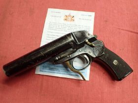 Deactivated Luftwaffe 1941 model-L double flare pistol