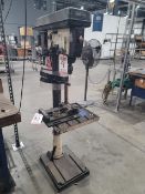 2015 SHOP FOX 20" FLOOR DRILL PRESS, 120V/220V, SINGLE PHASE, 1/2" CHUCK, 1-1/2 HP, LARGE 16" X
