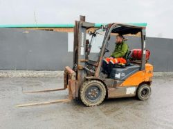 DOOSAN G25P-7 FORKLIFT*C/W FORK POSITIONER*YEAR 2019*