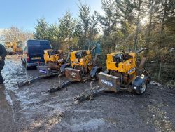 TEREX MBR71 F/R PEDESTRIAN ROLLER WITH TEREX SINGLE AXLE TRAILER