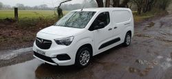2020 70 VAUXHALL COMBO 2300 SPORTIVE TD S/S PANEL VAN - 66K MILES - AIR CON - LWB