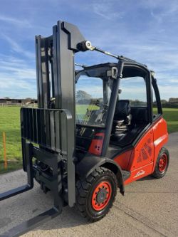 LINDE H40D DIESEL FORKLIFT TRUCK TRIPLE MAST *12% BP*