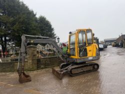 PELJOB/VOLVO EB30D MINI EXCAVATOR *4592 HOURS*