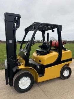 YALE FORKLIFT TRUCK *4 TONNE LIFT* *12% BUYERS PREMIUM*