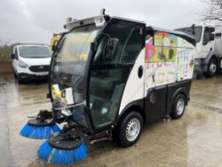 2017 JOHNSTON SWEEPER EURO 6