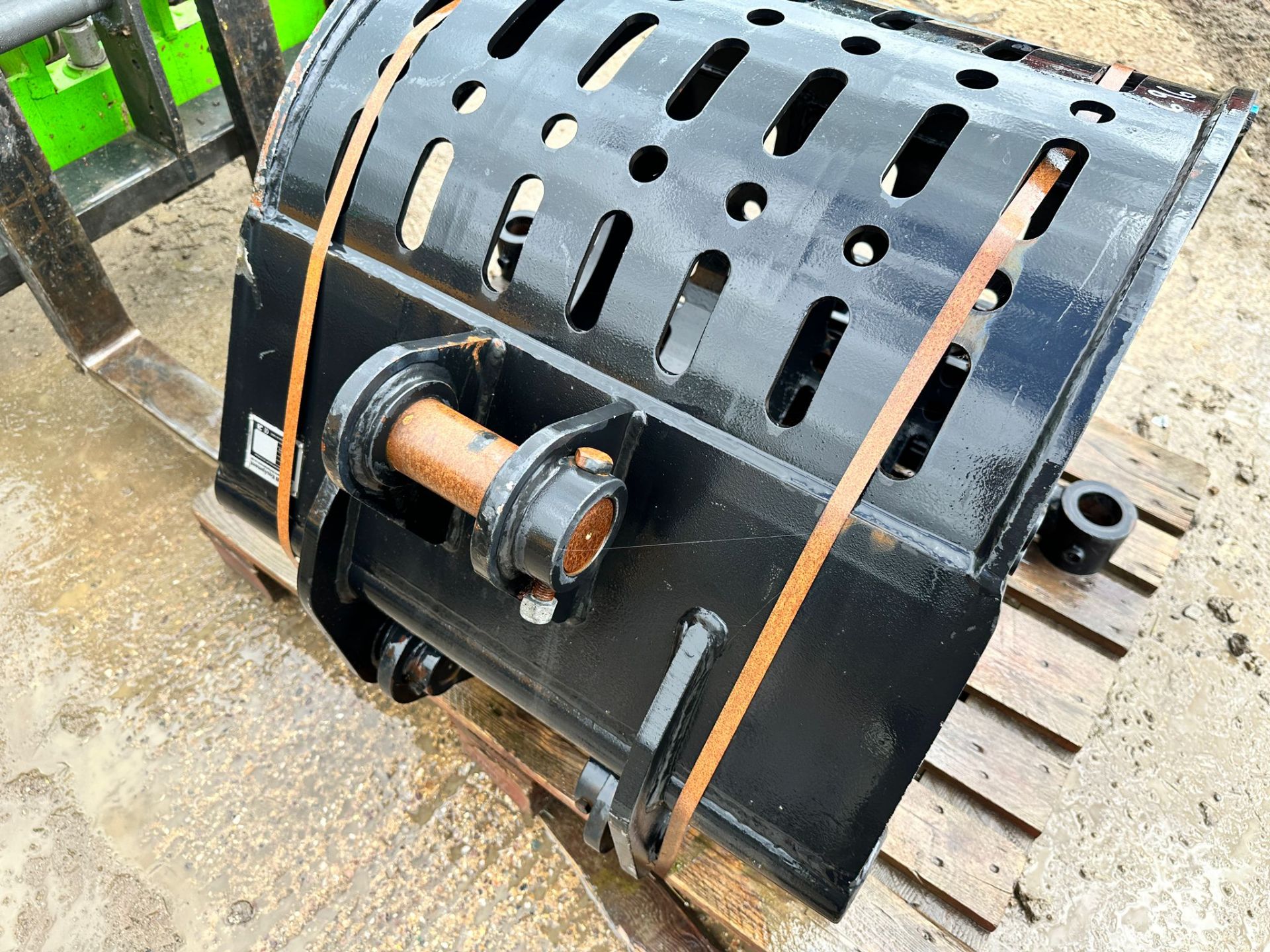 NEW/UNUSED JB EQUIPMENT MANUAL SELECTOR GRAB - 266KG - Image 10 of 10