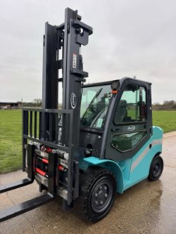2020 BAOLI 5 TONNE DIESEL FORKLIFT TRUCK WITH SIDE SHIFT AND FORK POSITION