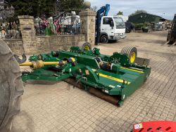 2015 MAJOR HR12000GR SINGLE AXLE 3 GANG BATWING TOPPER MOWER