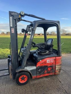 2016 LINDE 1.6 TONNE ELECTRIC FORKLIFT TRUCK CONTAINER SPEC