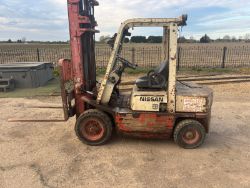 NISSAN 2.5 TONNE FORKLIFT - DIESEL ENGINE