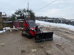 NEW/UNUSED 2025 MMS MS360TJ MINI TRACKED SKIDSTEER LOADER WITH OFFSET SNOW PLOUGH AND BUCKET