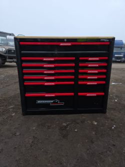 UNUSED DEUTSCHTECH WERKZEUG 13 DRAWER WORKBENCH
