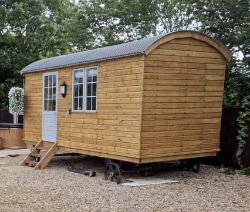UNUSED SHEPHERDS HUT HOLIDAY HOME.