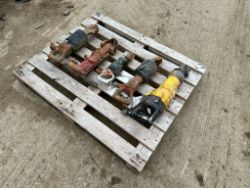 PALLET OF 5 HANDHELD PNEUMATIC BREAKERS