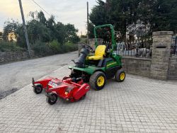 2016 JOHN DEERE 1570 TERRAINCUT 4WD OUTFRONT RIDE ON MOWER WITH TRIMAX FLAIL DECK