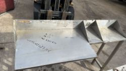 STAINLESS STEEL INSPECTION TABLE