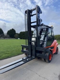 LINDE H80D LOAD CENTRE DIESEL FORKLIFT TRUCK WITH SIDE SHIFT