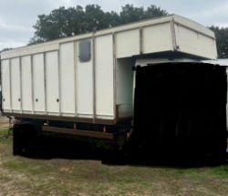 HORSEBOX PROFESSIONALLY BUILT BY DAVID WILLIAMS *NO VAT*