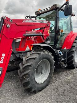2014 MASSEY FERGUSON 5612 TRACTOR *2004 HOURS*
