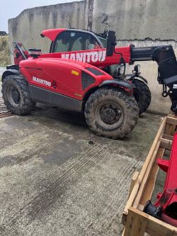 2015 MANITOU MLT625 AGRI TELEHANDLER