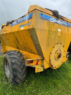 2011 SHELBOURNE REYNOLDS 10TONS MUCK SPREADER