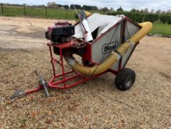 MAXI TIPPA VACUUM TANKER POO PICKER LEAF SUCKER WITH DRAWBAR FOR TOWING