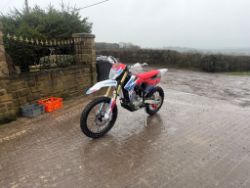 NEW/UNUSED APOLLO STORM 300 MX-F OFF-ROAD DIRT BIKE