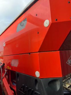 2016 KUHN AXIS 40.2 FERTILISER SPREADER