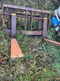 CLAAS TELEHANDLER CARRIAGE AND TIMES