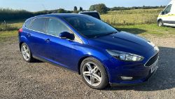 2014 / 64 FORD FOCUS ZETEC HATCHBACK - 999CC PETROL - MANUAL