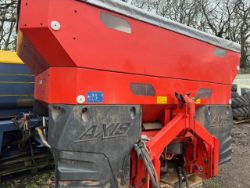 2009 KUHN AXIS 30.1 FERTILISER SPREADER