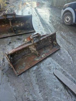 STRICKLAND 60” DITCHING BUCKET