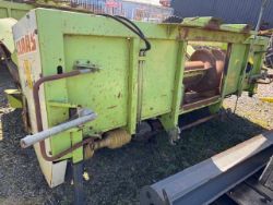 SET OF TWO TORPEDO 6 ROW CLAAS HEADERS