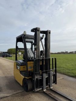 2013 CATERPILLAR FORKLIFT *1.5 TON LIFT CAPACITY* *12% BP*