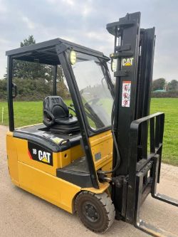 CATERPILLAR 1.8 TONNE ELECTRIC FORKLIFT TRUCK ONLY 2500 HOURS *12% BP*