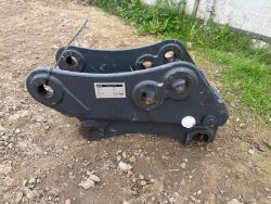 NEW/UNUSED MILLER MANUAL QUICK HITCH