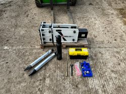 NEW/UNUSED ESSENTIAL EB30 HYDRAULIC ROCK BREAKER - C/W TOOL BOX, TOOLS AND PIPES