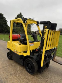 HYSTER 2.5 TONNE GAS FORKLIFT TRUCK CONTAINER SPEC *12% BP*