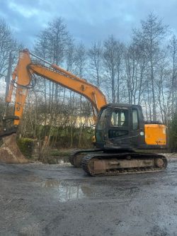 2009 HYUNDAI ROBEX 140LC-7A EXCAVATOR - RUNS AND DRIVES