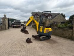2017 WACKER NEUSON 803 MINI EXCAVATOR - 1800 HOURS