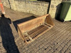 BOBCAT SKIDSTEER RIDDLE BUCKET CAT JCB - IN WORKING ORDER