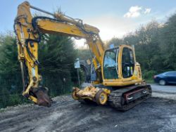 NEW HOLLAND/KOBELCO E135SR TRACKED EXCAVATOR WITH 3 PIECE BOOM AND RAILWAY GEAR